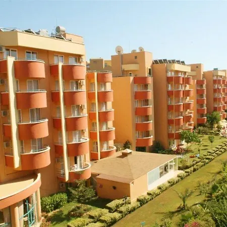 Grand Uysal 3* אלאניה
